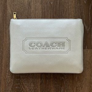 COACH leatherware pouch zipper women’s handbag